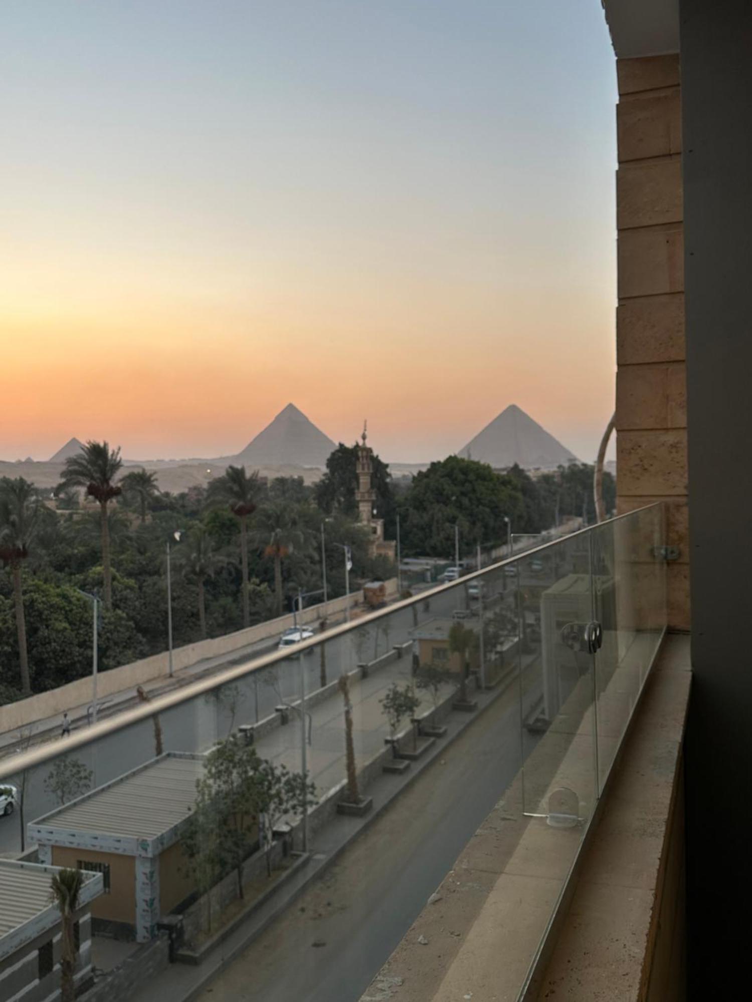 Taj Pyramids View Inn Kafrat al Jabal Exterior foto