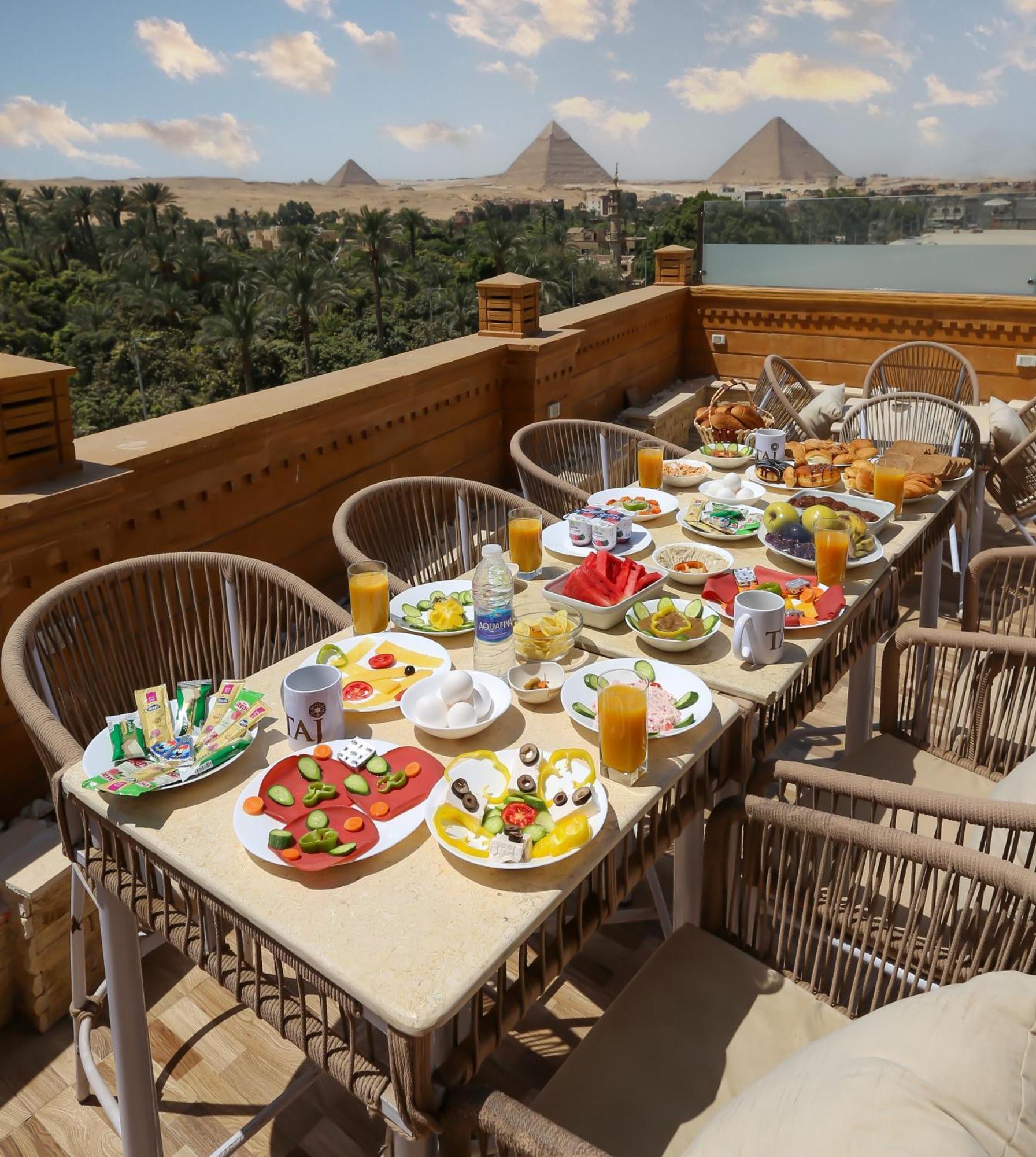 Taj Pyramids View Inn Kafrat al Jabal Exterior foto