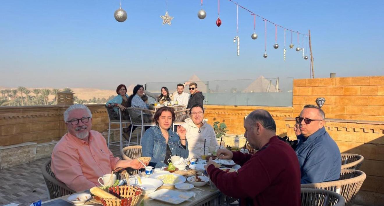 Taj Pyramids View Inn Kafrat al Jabal Exterior foto